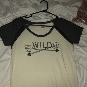 Short sleeve tee